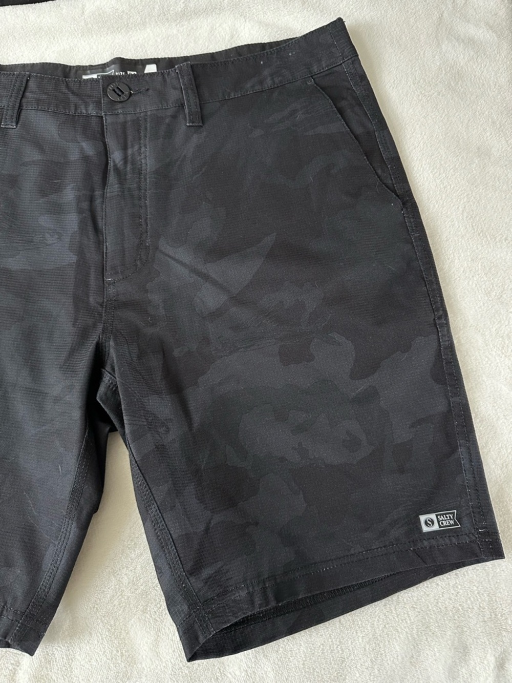 Salty Crew Men's Black Camo Flat Front Shorts
